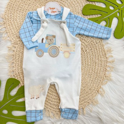 Conj. Body Manga Longa e Jardineira Suedine - Doguinho e Trator - Azul Bebê 